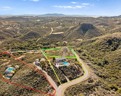 8 Hacienda Dr, Murrieta