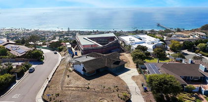 8504 Prestwick Dr, La Jolla