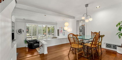 16 Barlovento Court Unit 2, Newport Beach