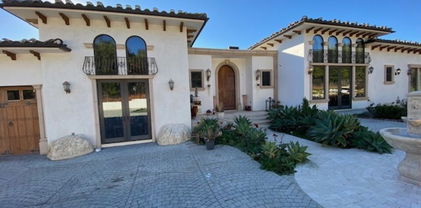 27901 Pacific Coast Highway, Malibu