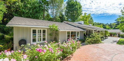 16475 Garvin Drive, Encino