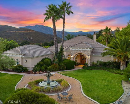 39898 Via Sereno, Murrieta