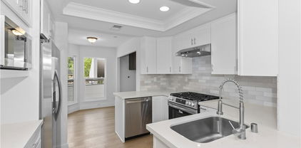 26835 Poveda Unit 29, Mission Viejo