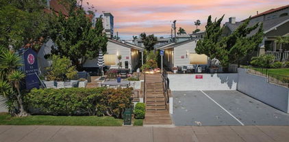 370 Orange Avenue, Coronado