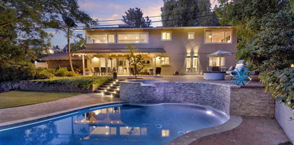 9399 Carmichael Dr, La Mesa