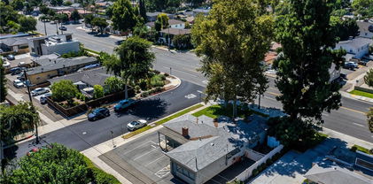 613 E Chapman Avenue, Fullerton