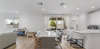 27983 Moosa Creek Way, Valley Center