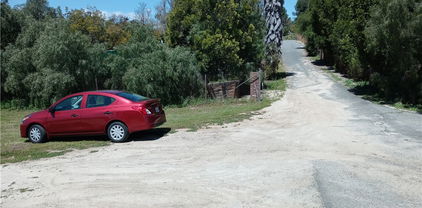 Reche Road, Fallbrook