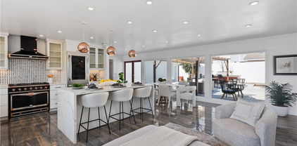 496 E 16th, Costa Mesa