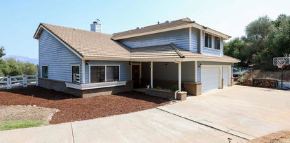2129 Avenida Del Cielo, Alpine