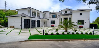 10511 Mary Bell Avenue, Shadow Hills