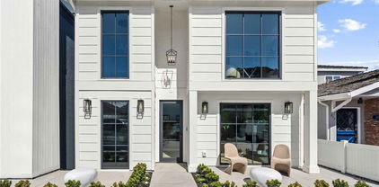 214 Abalone Avenue, Newport Beach