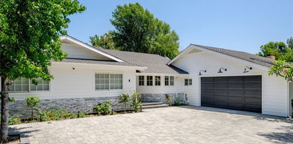17437 Chase Street, Northridge