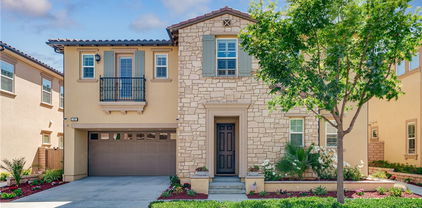 68 Zion Drive, Lake Forest