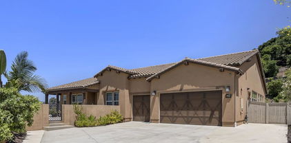 1405 Apex Pl., Escondido