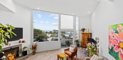 2208 Oxford Ave, Cardiff-by-the-Sea