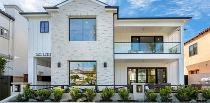 521 12th Street, Huntington Beach