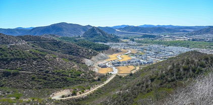 Pala Mesa Mountain Dr, Fallbrook
