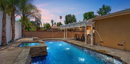 7422 Orion Avenue, Van Nuys