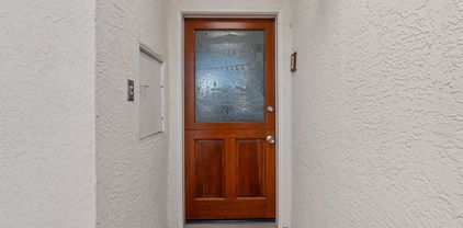 962 E Avenue Unit C, Coronado