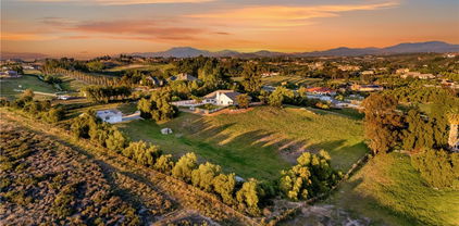 39423 Kapalua Way, Temecula