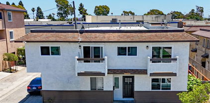 17422 Keelson Lane, Huntington Beach