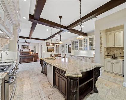 18378 Avenida Bosque, Murrieta