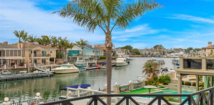 16201 Santa Barbara Lane, Huntington Beach