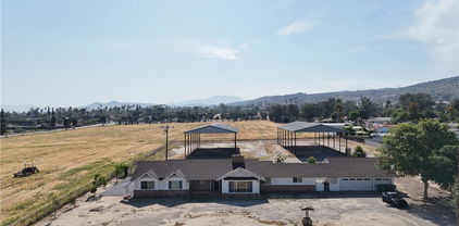 22060 Olivas Avenue, Nuevo