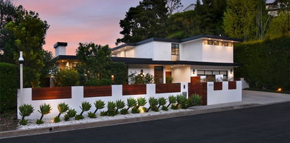 3516 Terrace View Drive, Encino