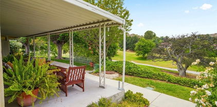 19207 Avenue Of The Oaks Unit A, Newhall