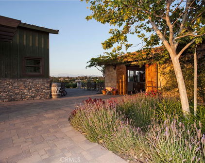 40150 Barksdale Circle, Temecula