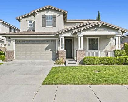32066 Red Mountain Way, Temecula