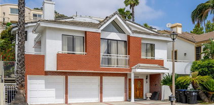 3323 Barnes Circle, Glendale
