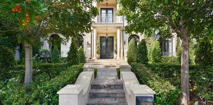 620 WALDEN Drive, Beverly Hills