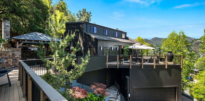 3000 Cornwall Drive, Glendale
