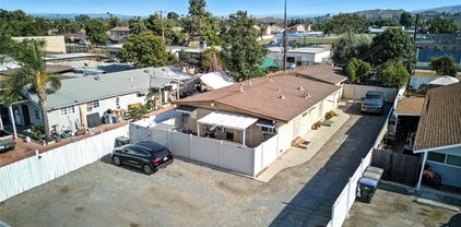 8876 Cypress Avenue, Riverside