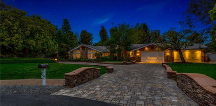 752 N Creekview Drive, Orange