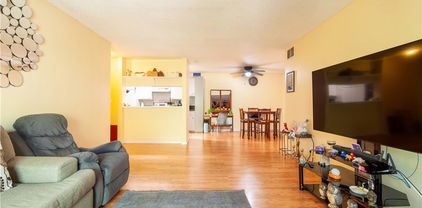 24525 Trevino Drive Unit U16, Valencia