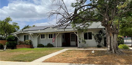 7957 Sausalito Avenue, West Hills
