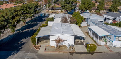 725 W THORNTON Avenue W Unit 25, Hemet