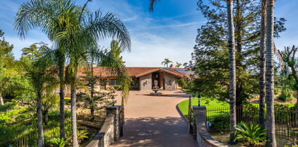 11 Inverness Road, Thousand Oaks