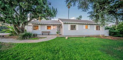 1037 W Sunset Drive, Redlands