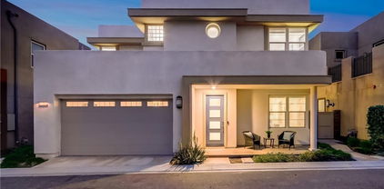 111 Newall, Irvine