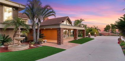18811 Ridgeview Circle, Villa Park