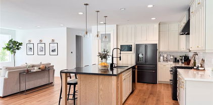 28524 Songbird Way, Saugus