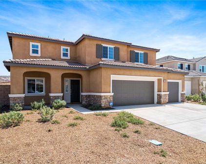 23548 Baby Blue Court, Murrieta