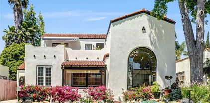 521 W Whiting Avenue, Fullerton