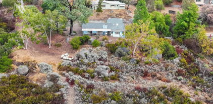 688 Starbright Lane, Alpine