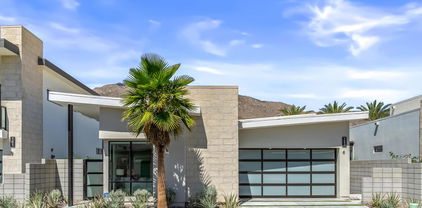 151 Holliday Way, Palm Springs